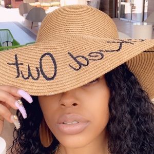 Meet your Posher, Destiny